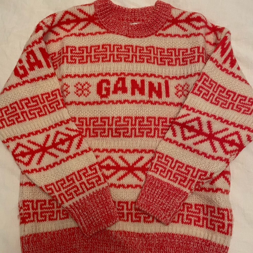 Ganni 100% wool sweater, made in Italy, never worn
